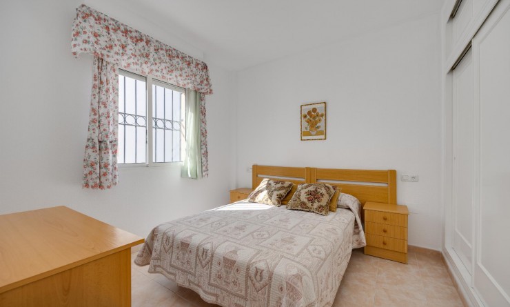 Wederverkoop - Bungalow - Torrevieja - Playa de los Naufragos