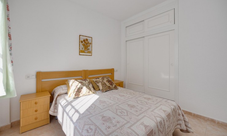 Wederverkoop - Bungalow - Torrevieja - Playa de los Naufragos