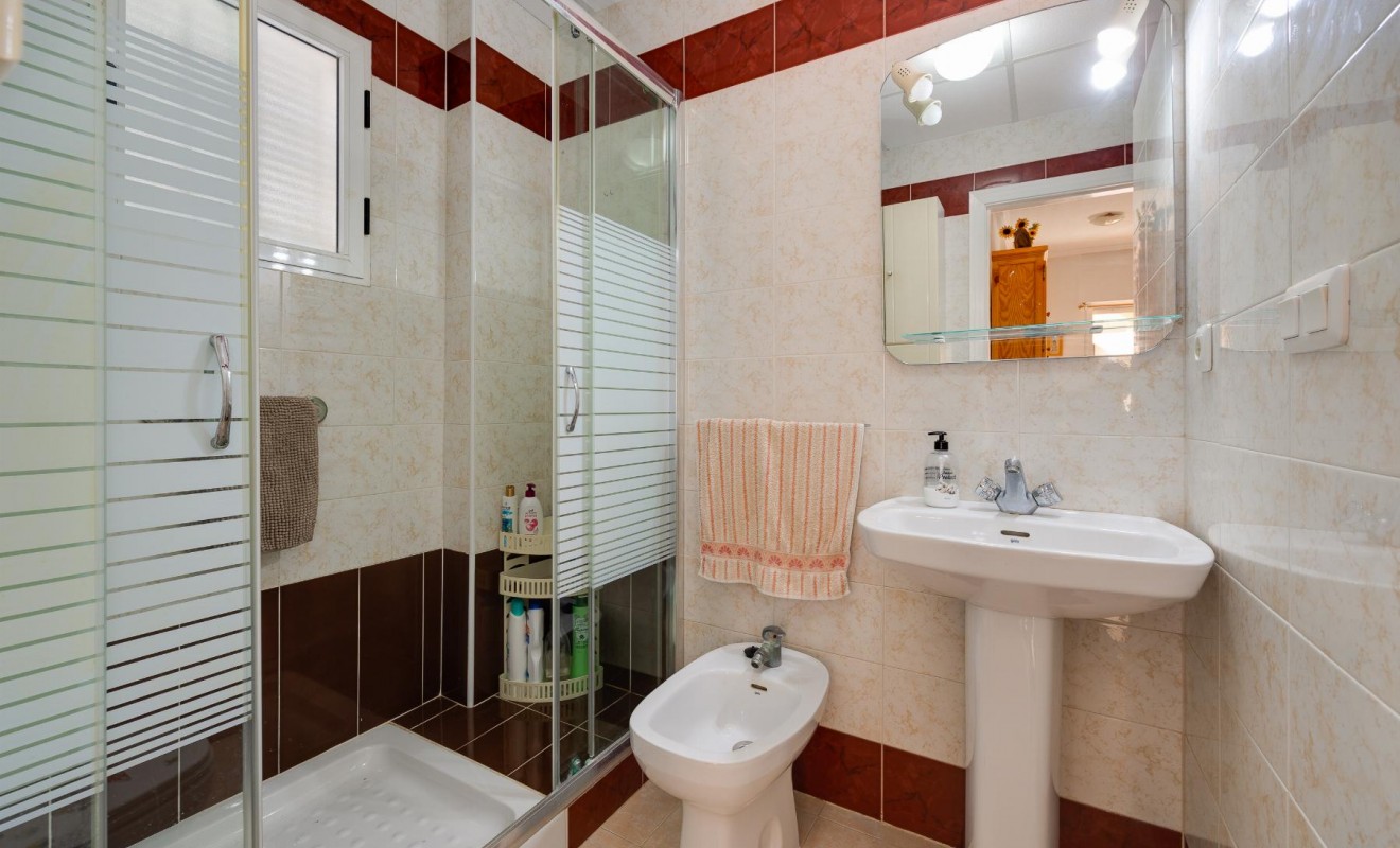 Wederverkoop - Bungalow - Torrevieja - Playa de los Naufragos
