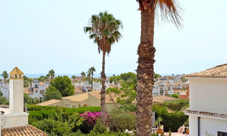 Wederverkoop - Detached villa - Orihuela Costa - Villamartín