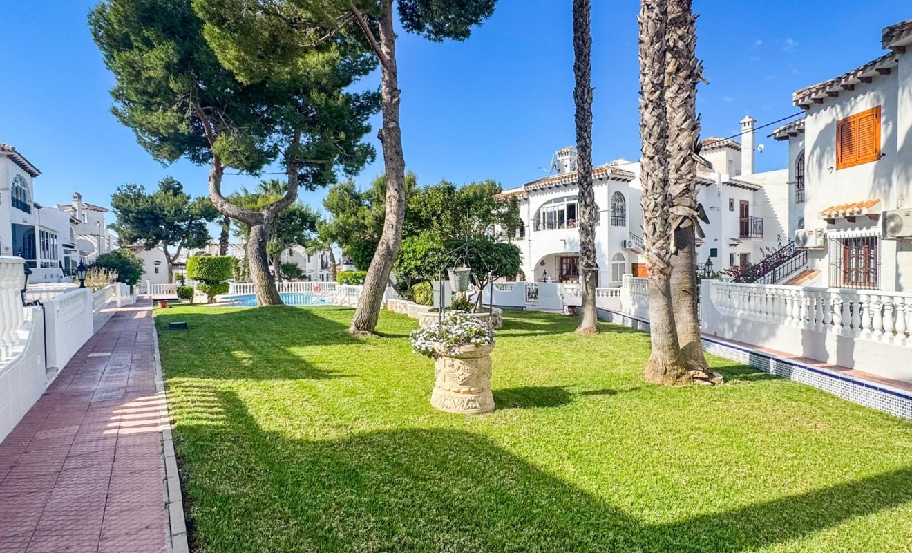 Wederverkoop - Bungalow - Torrevieja - Nueva Torrevieja - Aguas Nuevas