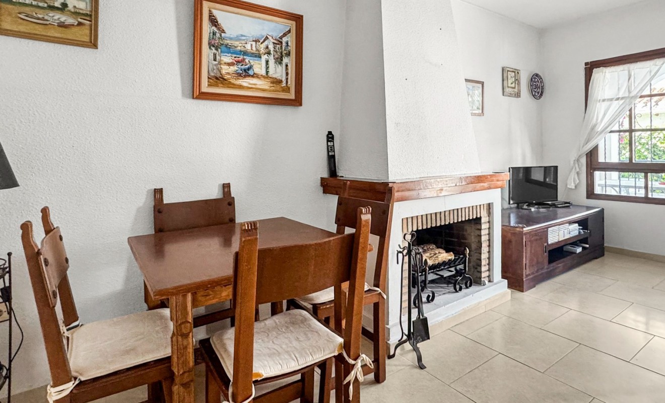 Wederverkoop - Bungalow - Torrevieja - Nueva Torrevieja - Aguas Nuevas