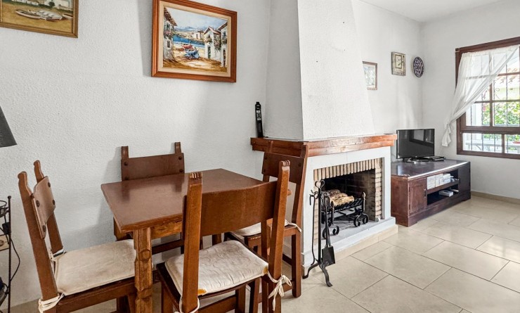 Wederverkoop - Bungalow - Torrevieja - Nueva Torrevieja - Aguas Nuevas