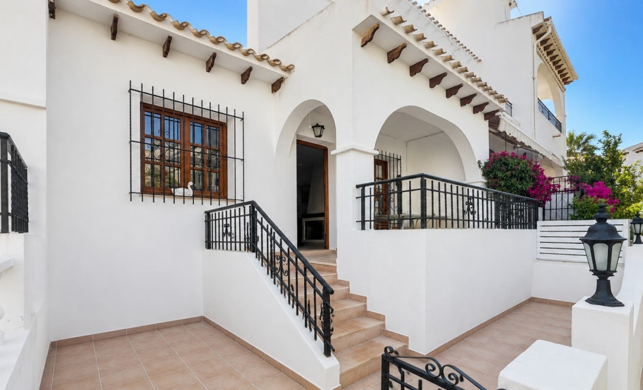 Wederverkoop - Bungalow - Torrevieja - Nueva Torrevieja - Aguas Nuevas