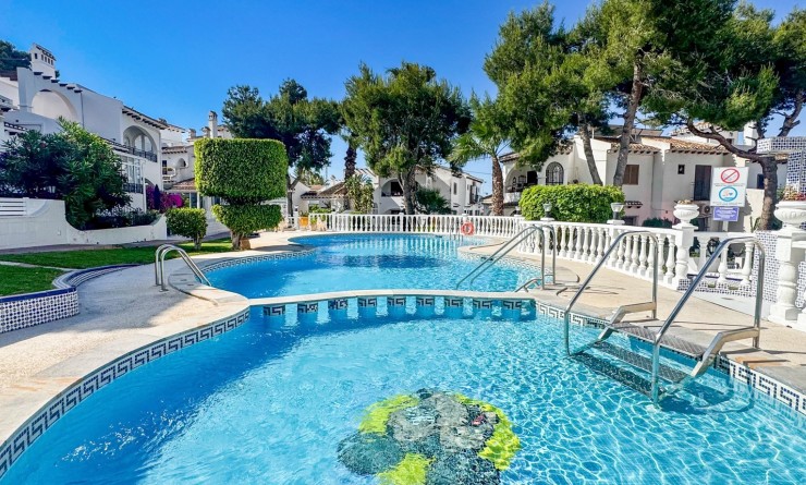 Wederverkoop - Bungalow - Torrevieja - Nueva Torrevieja - Aguas Nuevas