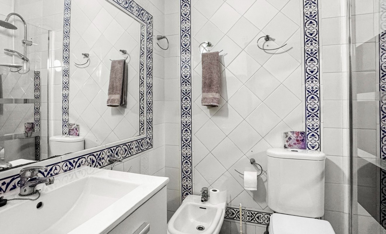 Wederverkoop - Bungalow - Torrevieja - Nueva Torrevieja - Aguas Nuevas