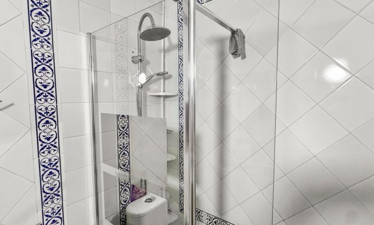 Wederverkoop - Bungalow - Torrevieja - Nueva Torrevieja - Aguas Nuevas