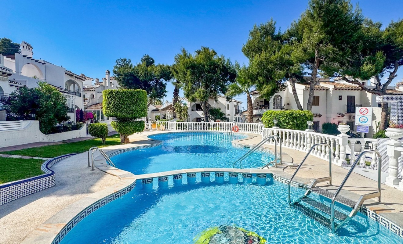 Wederverkoop - Bungalow - Torrevieja - Nueva Torrevieja - Aguas Nuevas