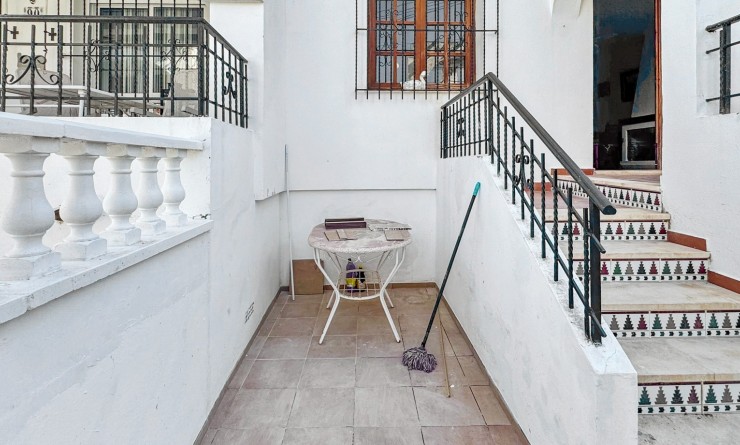 Wederverkoop - Bungalow - Torrevieja - Nueva Torrevieja - Aguas Nuevas