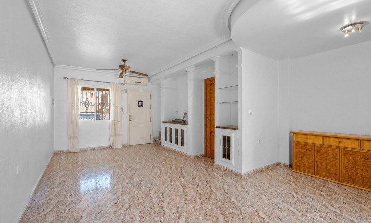 Wederverkoop - House - Orihuela Costa - Las Filipinas