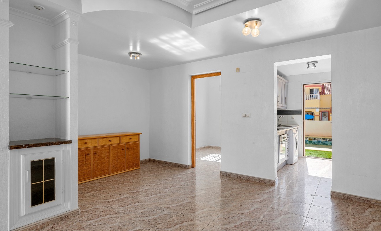 Wederverkoop - House - Orihuela Costa - Las Filipinas