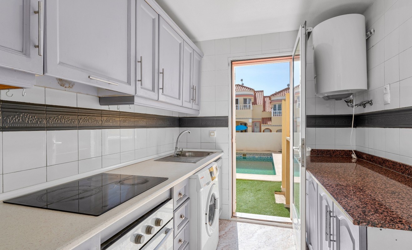 Wederverkoop - House - Orihuela Costa - Las Filipinas