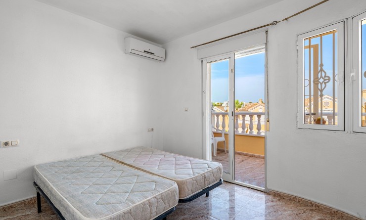 Wederverkoop - House - Orihuela Costa - Las Filipinas