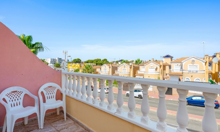 Wederverkoop - House - Orihuela Costa - Las Filipinas
