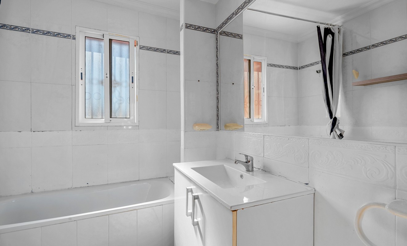 Wederverkoop - House - Orihuela Costa - Las Filipinas