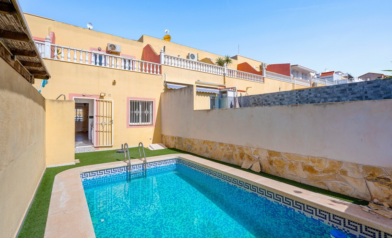 Wederverkoop - House - Orihuela Costa - Las Filipinas
