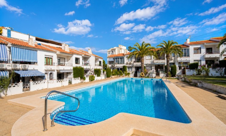 Wederverkoop - Herenhuis - Albir - center