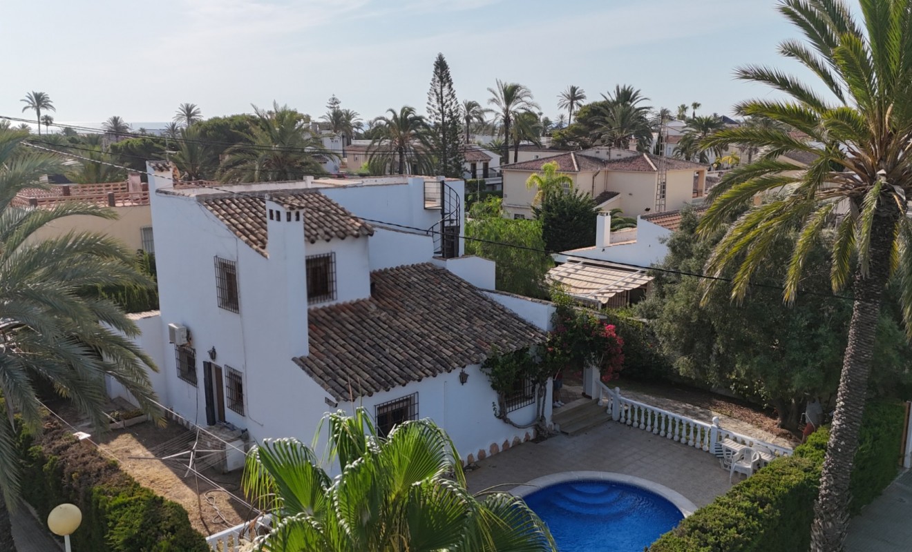 Revente - Villa - Cabo Roig