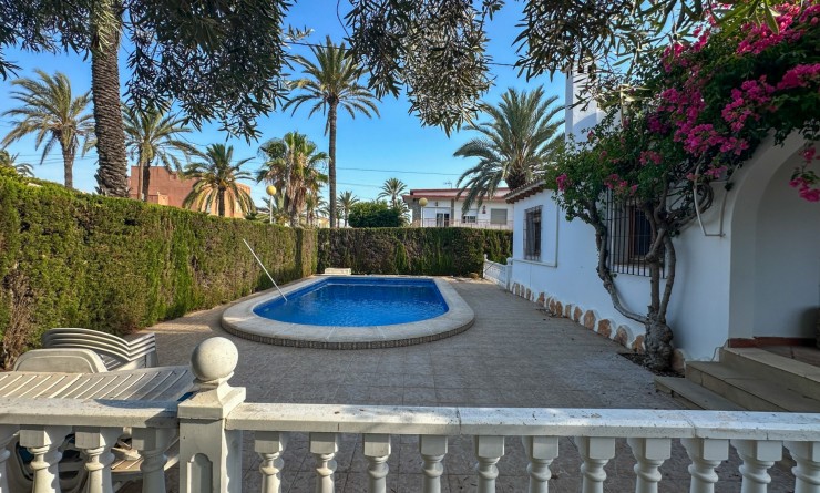Revente - Villa - Cabo Roig