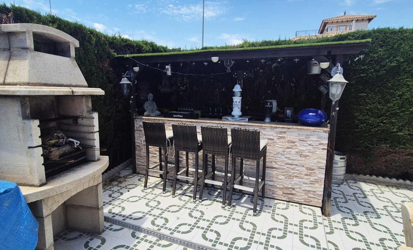 Wederverkoop - Villa - Villamartín - Costa Blanca