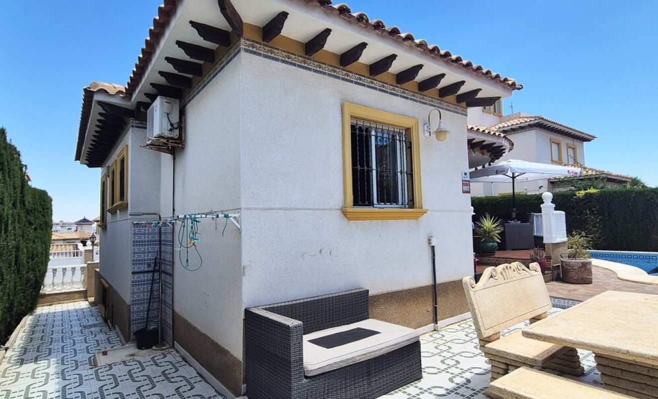 Wederverkoop - Villa - Villamartín - Costa Blanca