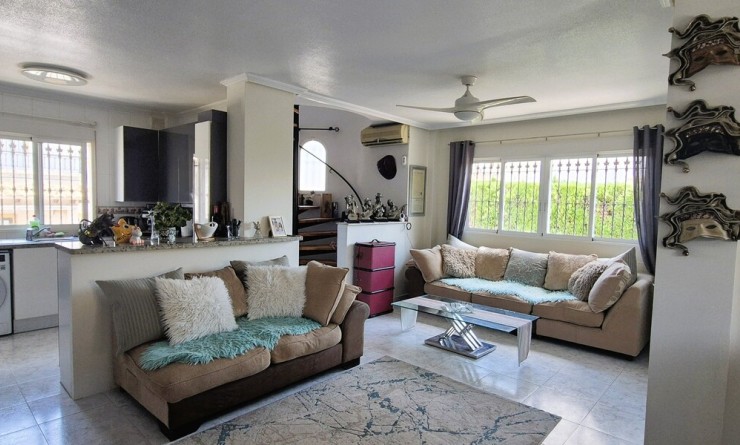Wederverkoop - Villa - Villamartín - Costa Blanca