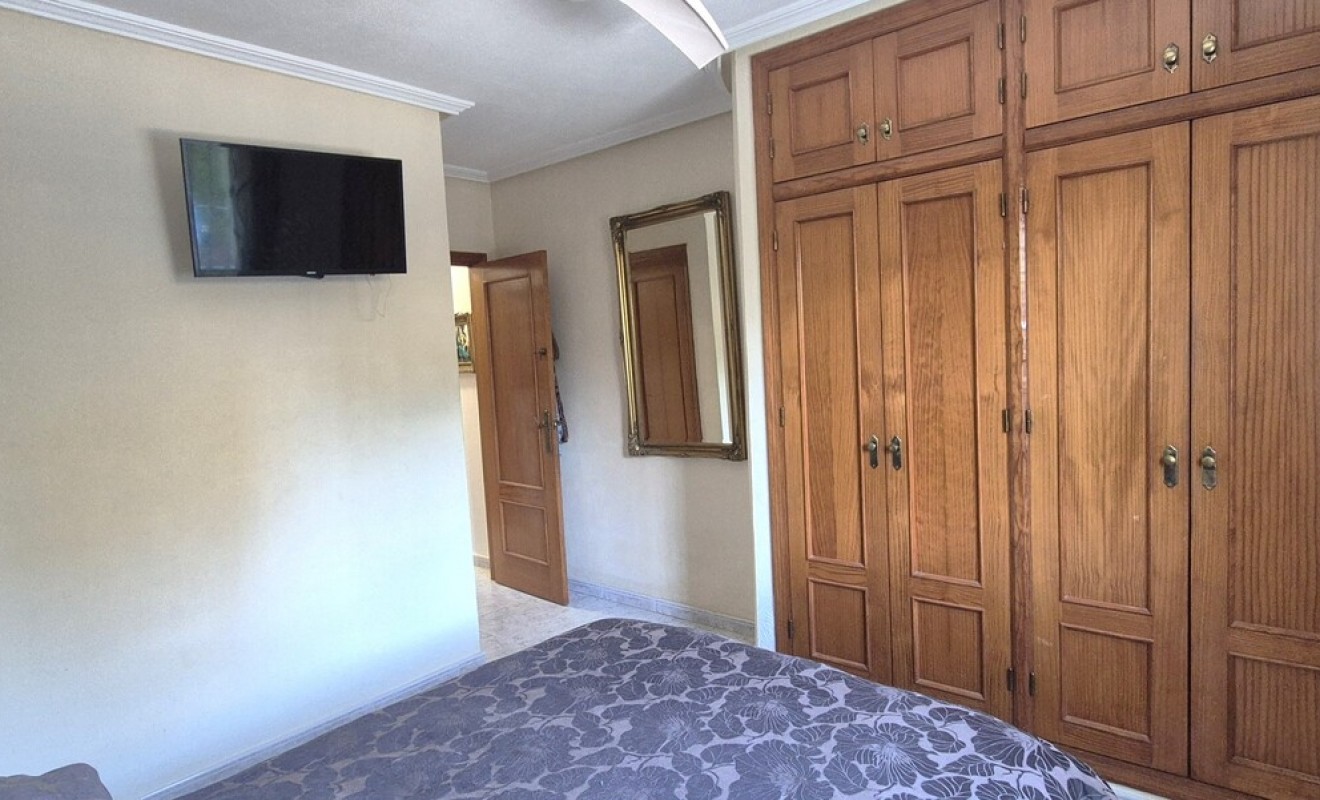 Wederverkoop - Villa - Villamartín - Costa Blanca