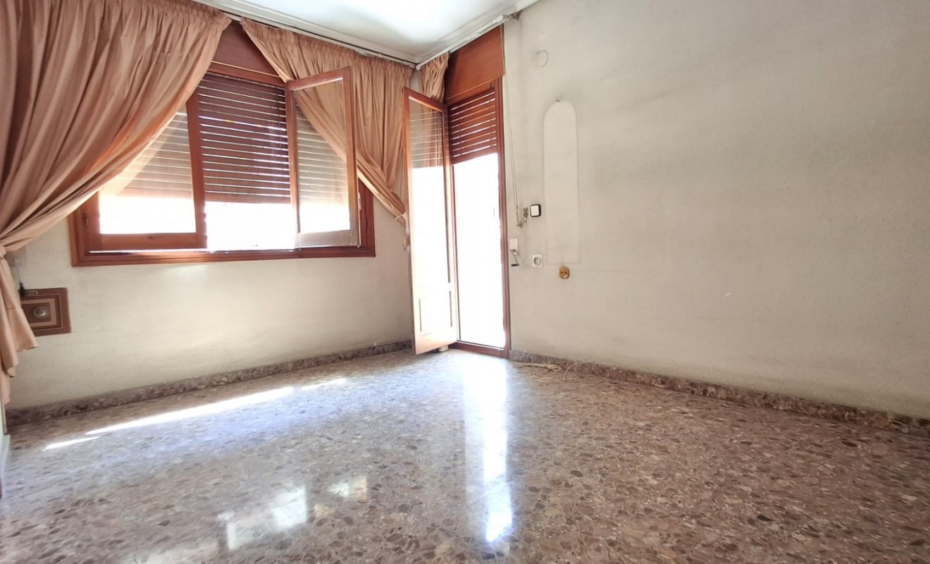 Wederverkoop - Appartement - Orihuela - Zona Centro
