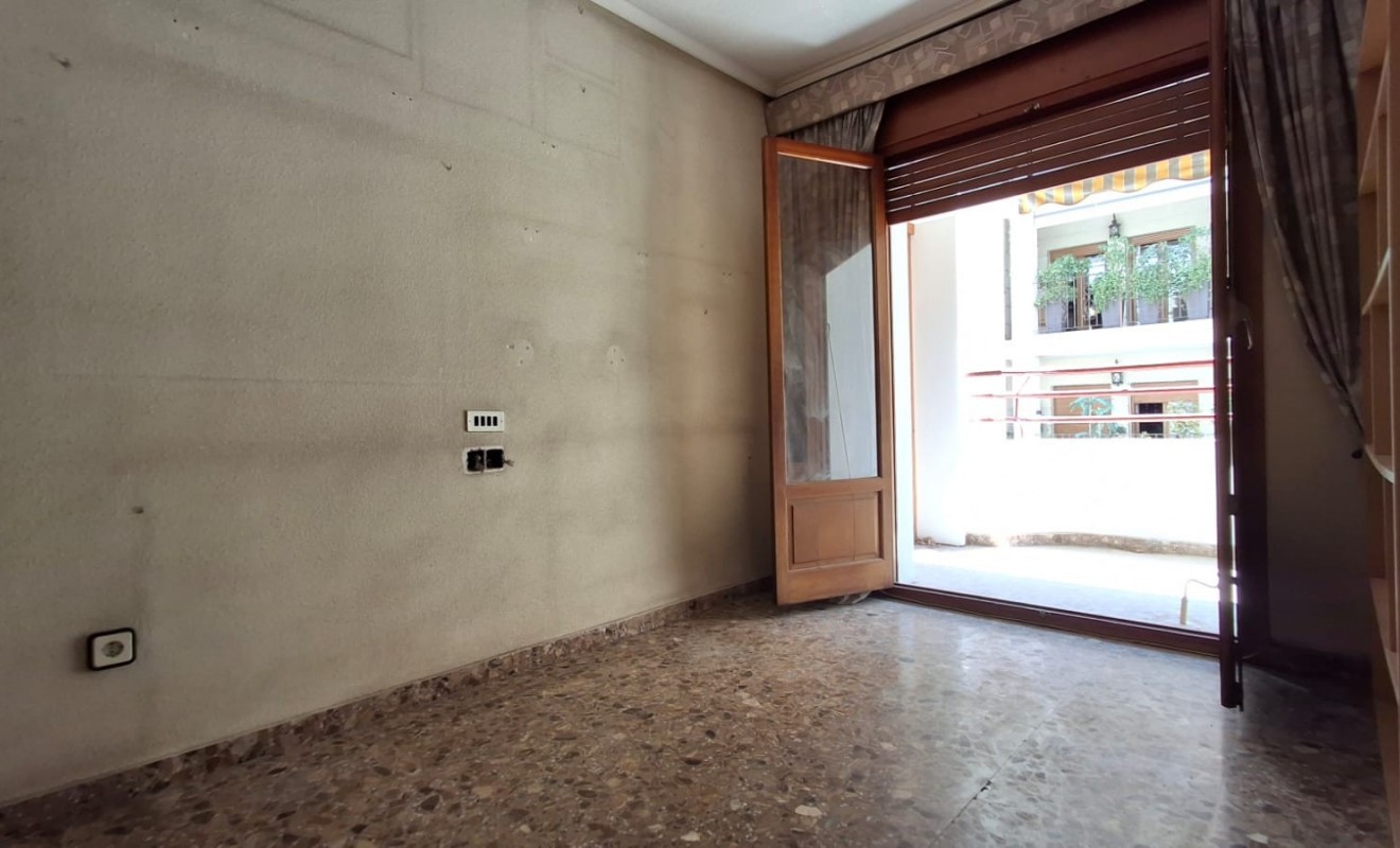 Wederverkoop - Appartement - Orihuela - Zona Centro