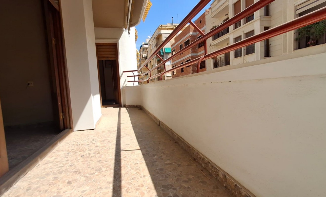 Wederverkoop - Appartement - Orihuela - Zona Centro