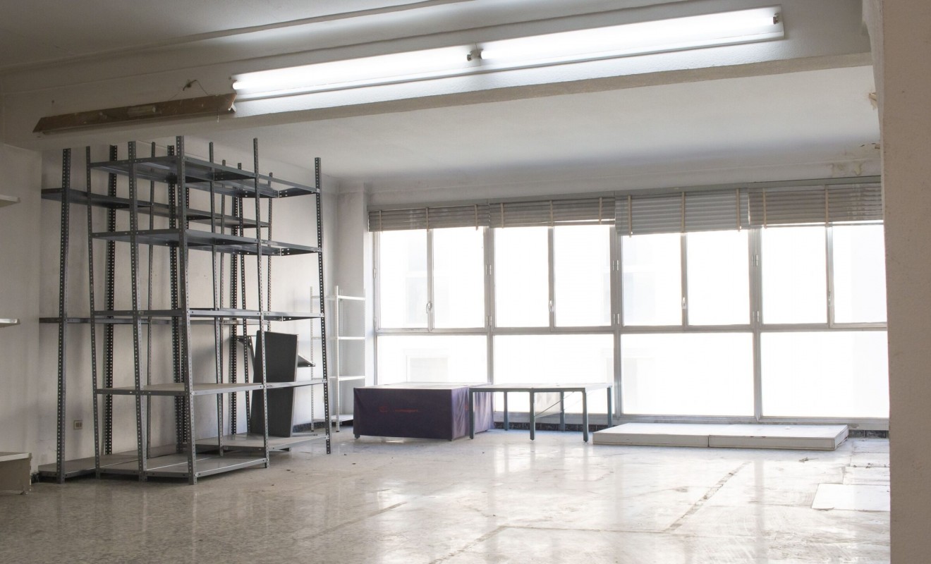 Wederverkoop - Building - Torrevieja - Centro