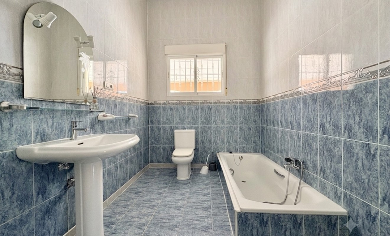 Revente - Country house - Dolores