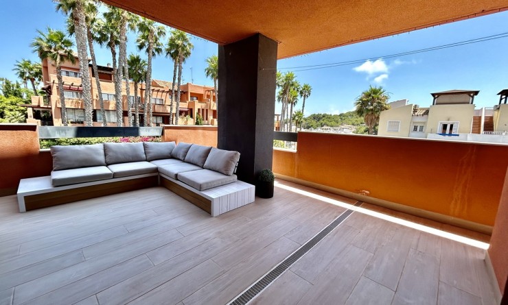 Sale - Apartment - Villamartín