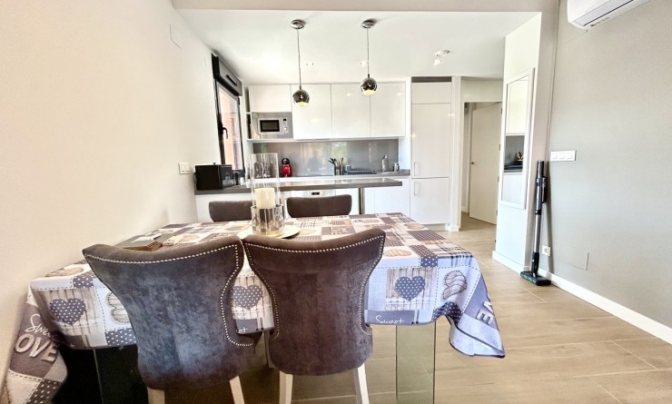 Sale - Apartment - Villamartín