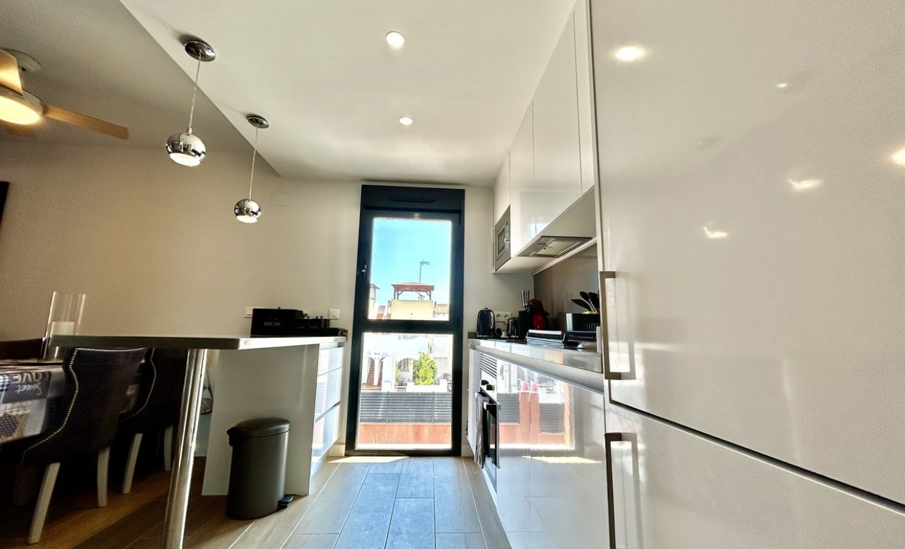 Sale - Apartment - Villamartín