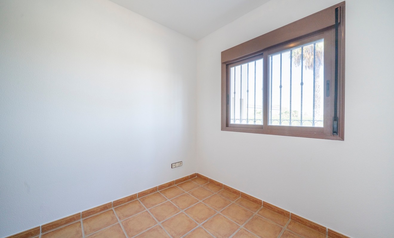 Wederverkoop - Semidetached - Algorfa