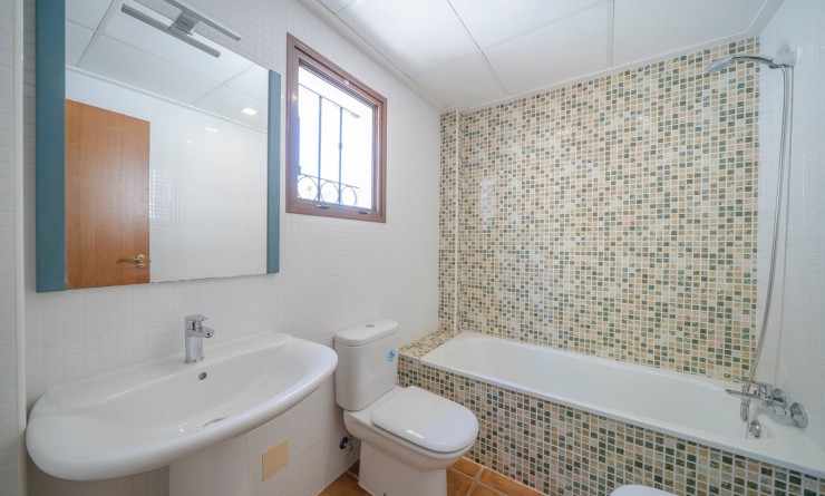 Wederverkoop - Semidetached - Algorfa
