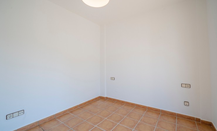 Wederverkoop - Semidetached - Algorfa