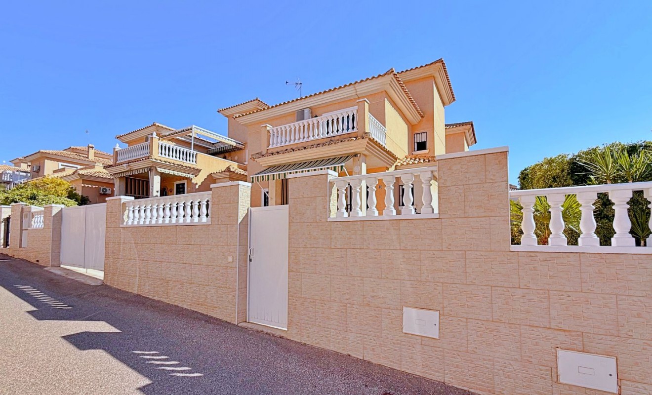 Wederverkoop - Villa - Orihuela - Orihuela Costa