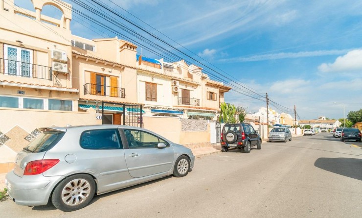 Wederverkoop - Bungalow - Torrevieja - La Siesta - El Salado - Torreta