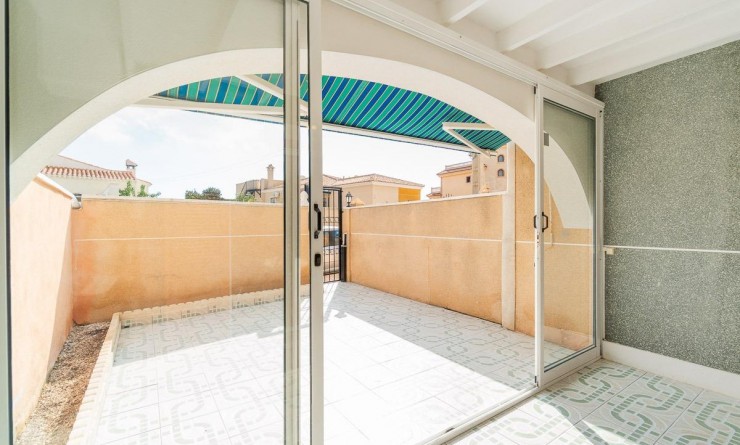 Wederverkoop - Bungalow - Torrevieja - La Siesta - El Salado - Torreta