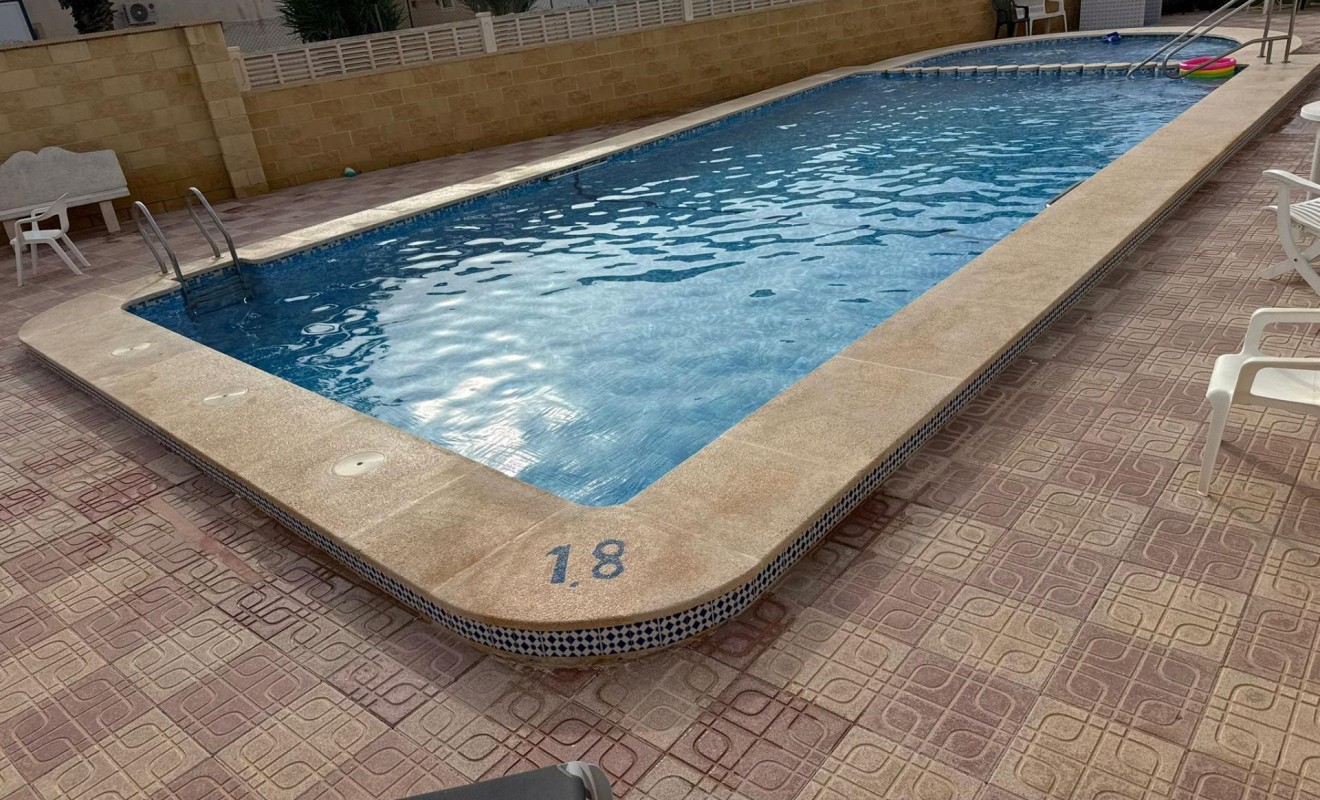 Wederverkoop - Bungalow - Torrevieja - La Siesta - El Salado - Torreta