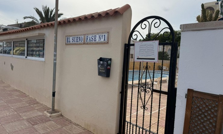 Wederverkoop - Bungalow - Torrevieja - La Siesta - El Salado - Torreta