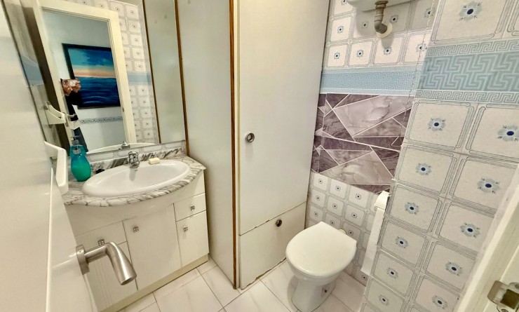 Wederverkoop - Apartment / flat - Benidorm - Levante