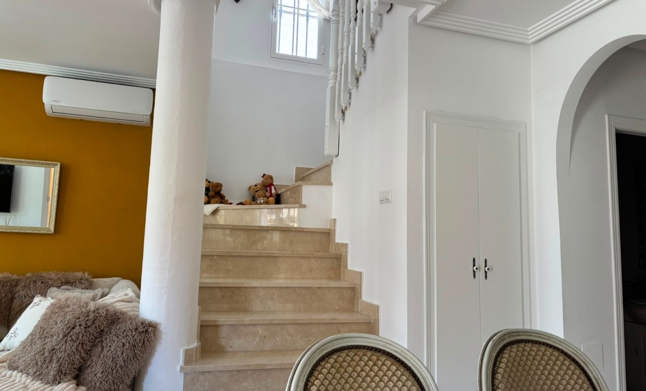 Revente - Villa - El Raso - Guardamar del Segura