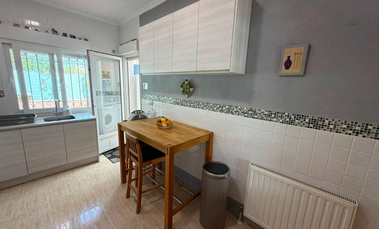 Wederverkoop - Detached villa - Los Montesinos - La herrada