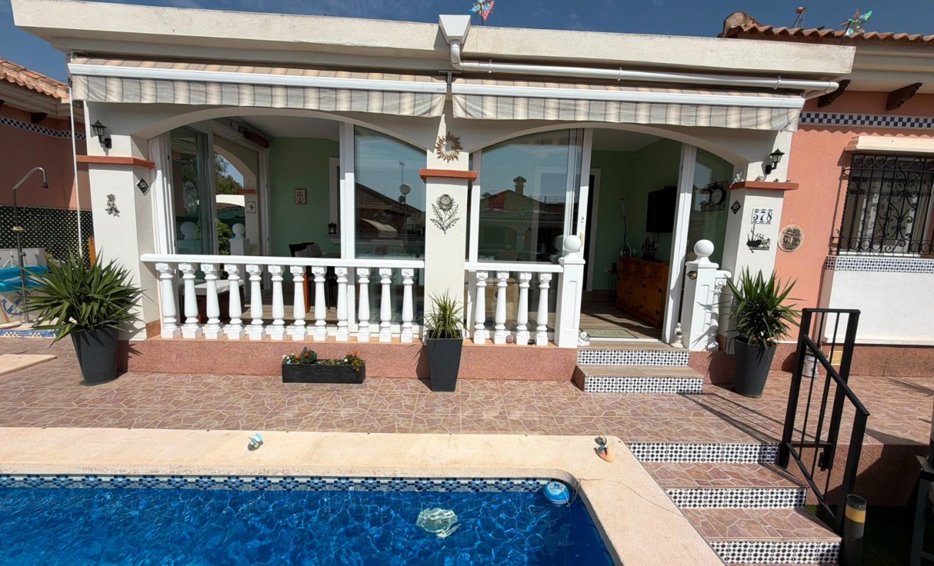Wederverkoop - Detached villa - Los Montesinos - La herrada