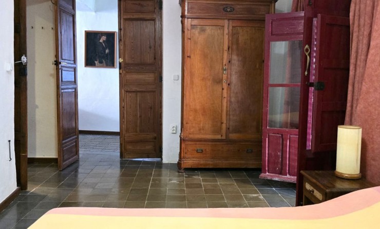 Revente - Casa de Pueblo - Polop