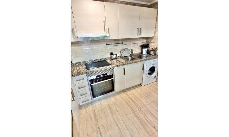 Wederverkoop - Apartment / flat - Benidorm - Zona de Poniente