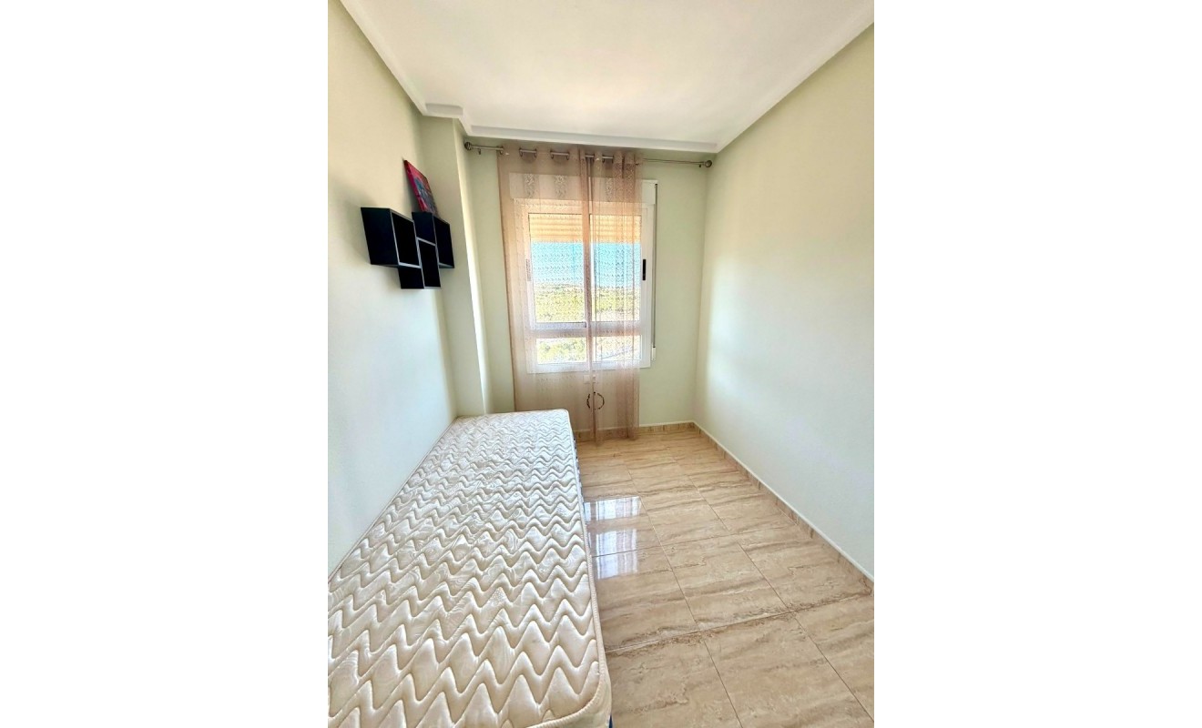 Wederverkoop - Apartment / flat - Benidorm - Zona de Poniente